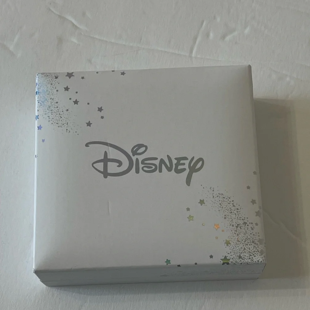 Disney Classics Jewelry | Minnie Mouse Bow Earrings Set
